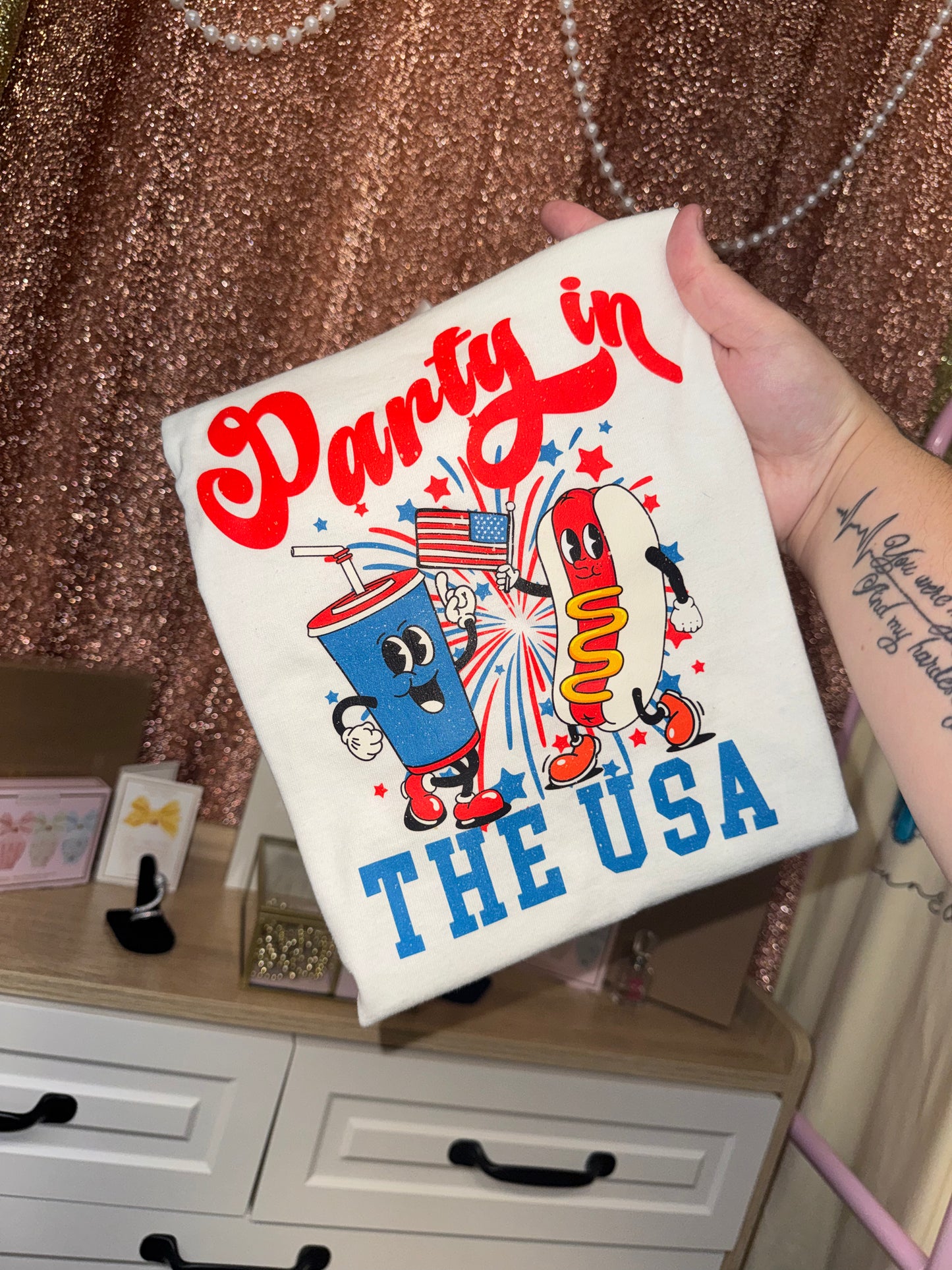 Youth Small - Party in the USA